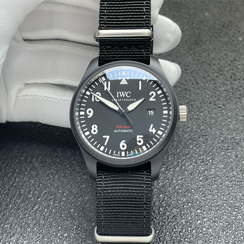 IWC パイロット IW326906 トップガン 自動巻き 新作コピー