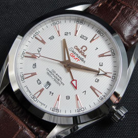 OMEGA シーマスター GMT 白文字盤 ゴールドインデックス 楽しい取引