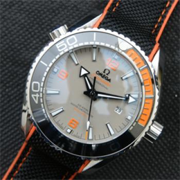 OMEGA プラネットオーシャン メンズ腕時計 メディア掲載