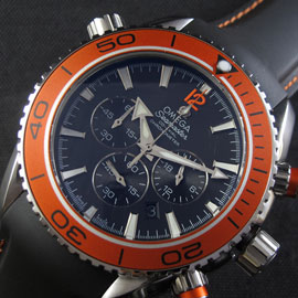 OMEGA シーマスター プラネットオーシャン クォーツ搭載 精巧設計