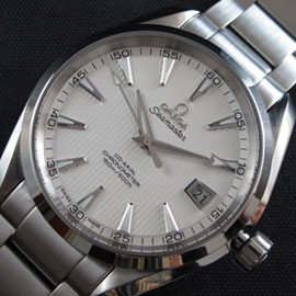 OMEGA シーマスター アクアテラ Asian ETA搭載 自動巻き ダークホワイト