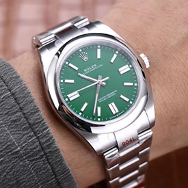 ROLEX 124300 オイスターパーペチュアル 41mm グリーン 3230搭載 日本人気 ROLEX 124300 オイスターパーペチュアル 41mm グリーン 3230搭載 日本人気