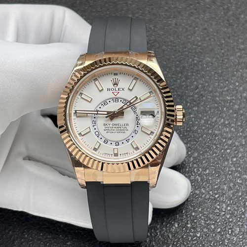 ROLEX M336235 スカイドゥエラー 42mm ホワイト 9002搭載