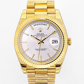 ROLEX 228238 デイデイト 40mm シルバー 3255搭載