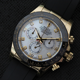 ROLEX デイトナ ローズゴールド 黒セラミック 新作