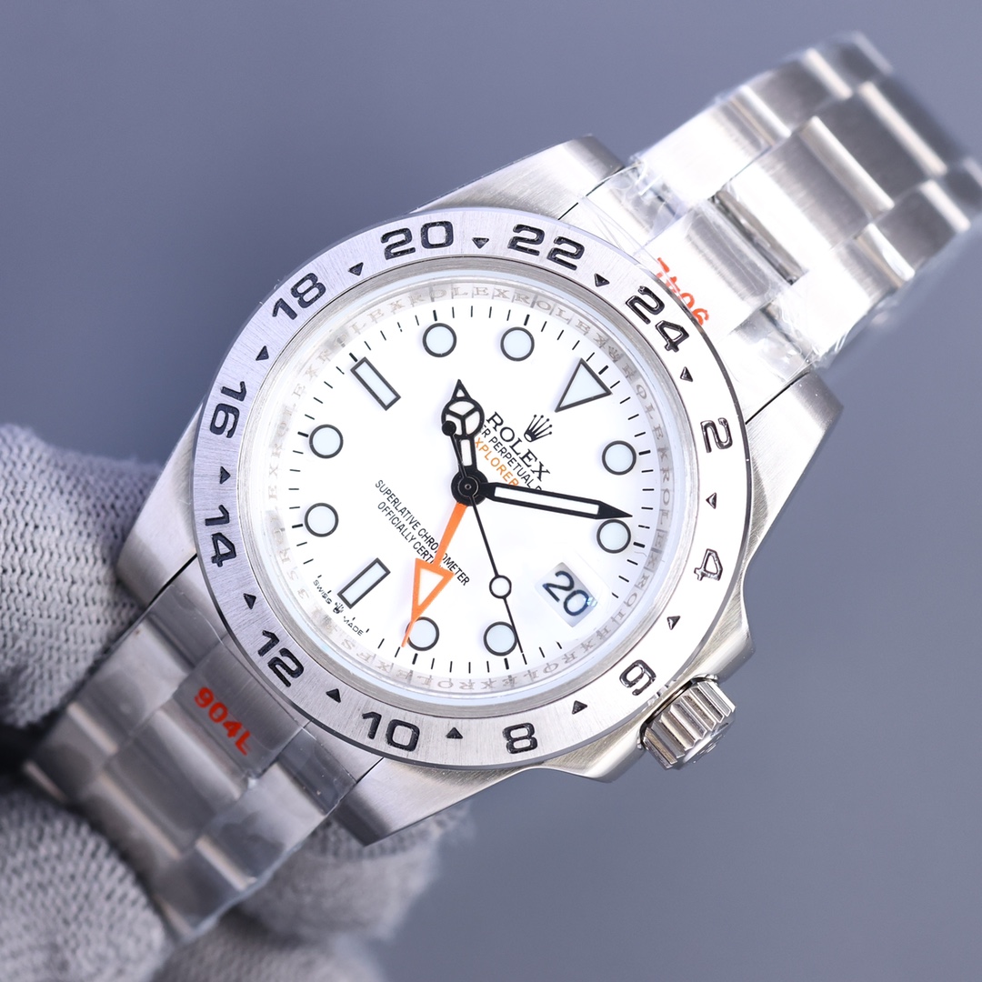 ROLEX エクスプローラー II 226570 ホワイト スーパーコピー